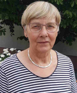 Angela 