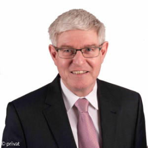 Dr. Oliver Schippel